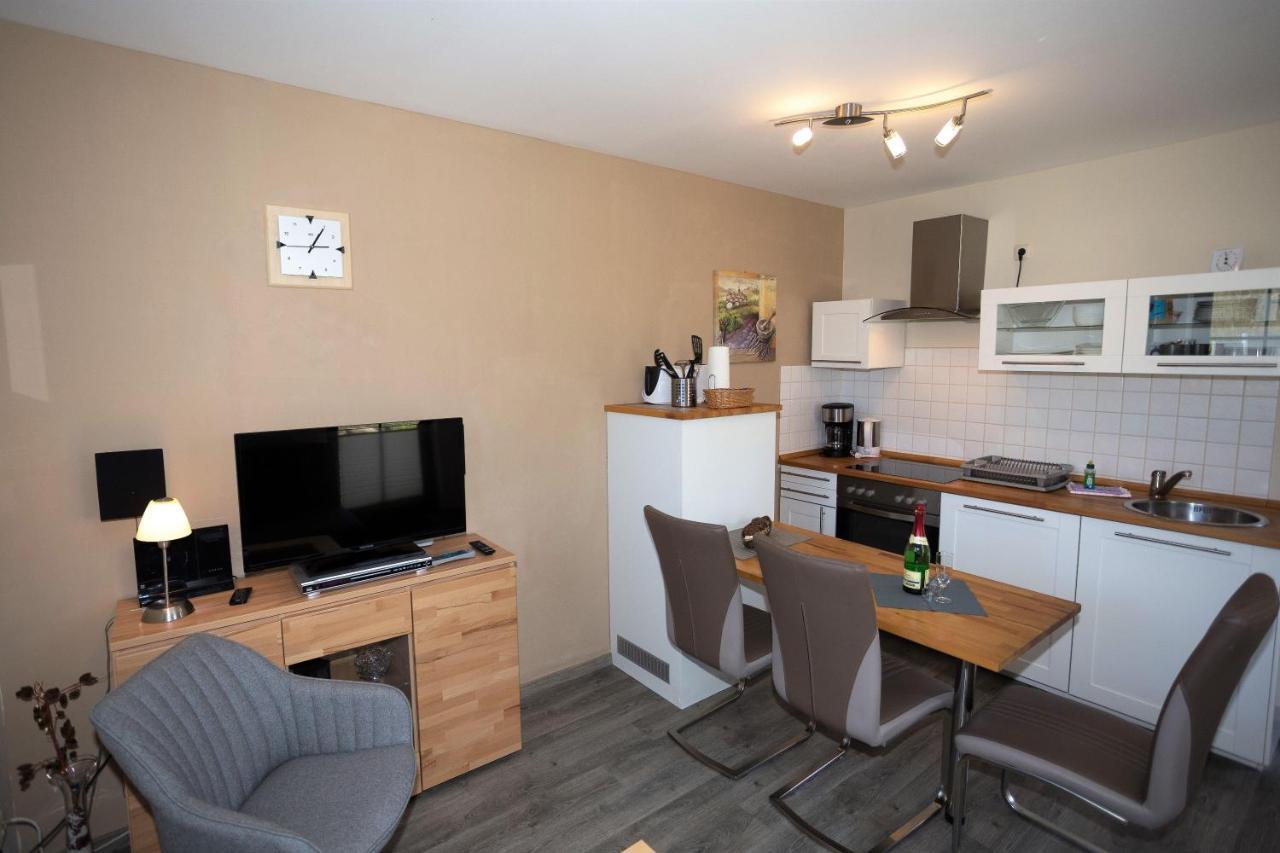 Ferienwohnung-Anker Glowe Ngoại thất bức ảnh